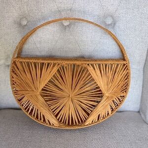 Raffia clutch